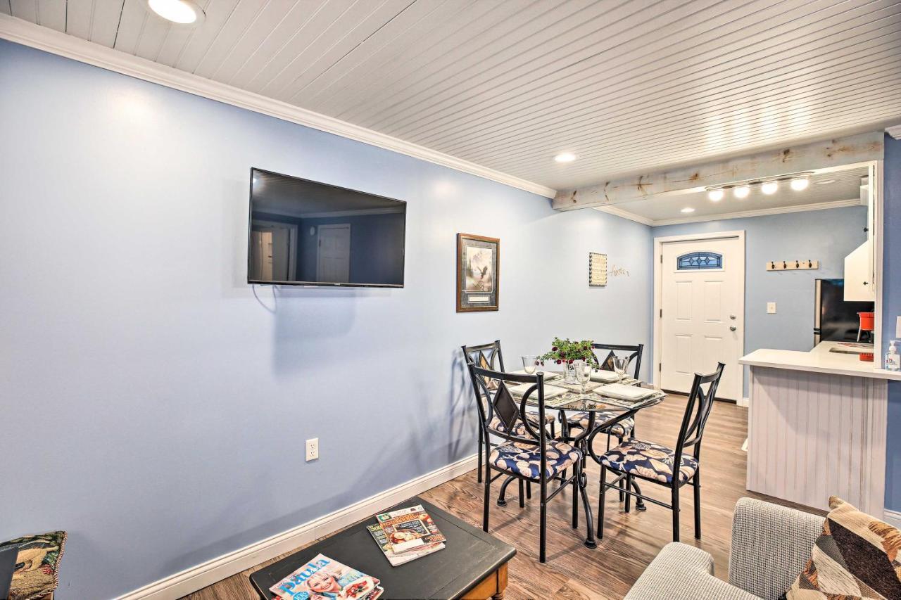 Updated Williamstown Apartment With Kitchen! Zewnętrze zdjęcie