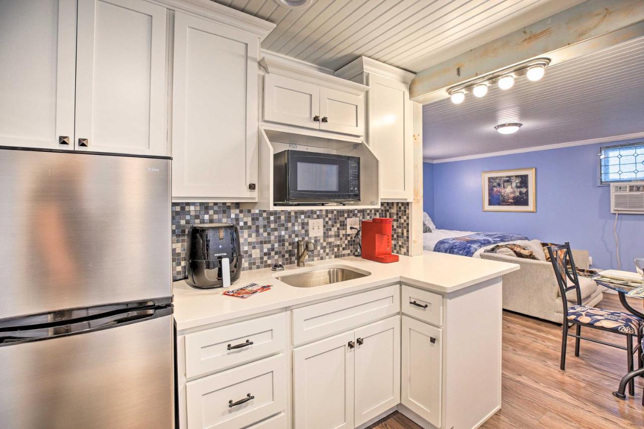 Updated Williamstown Apartment With Kitchen! Zewnętrze zdjęcie