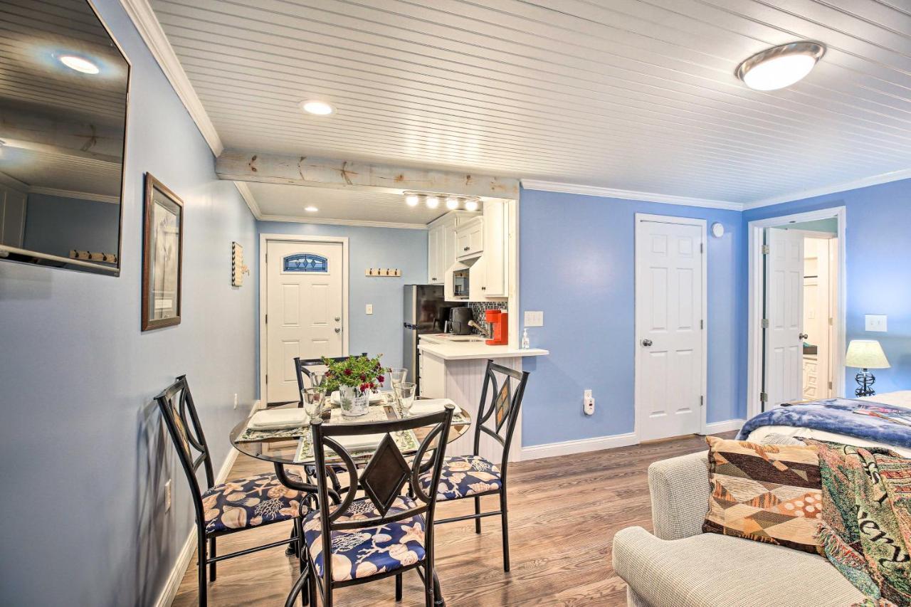 Updated Williamstown Apartment With Kitchen! Zewnętrze zdjęcie